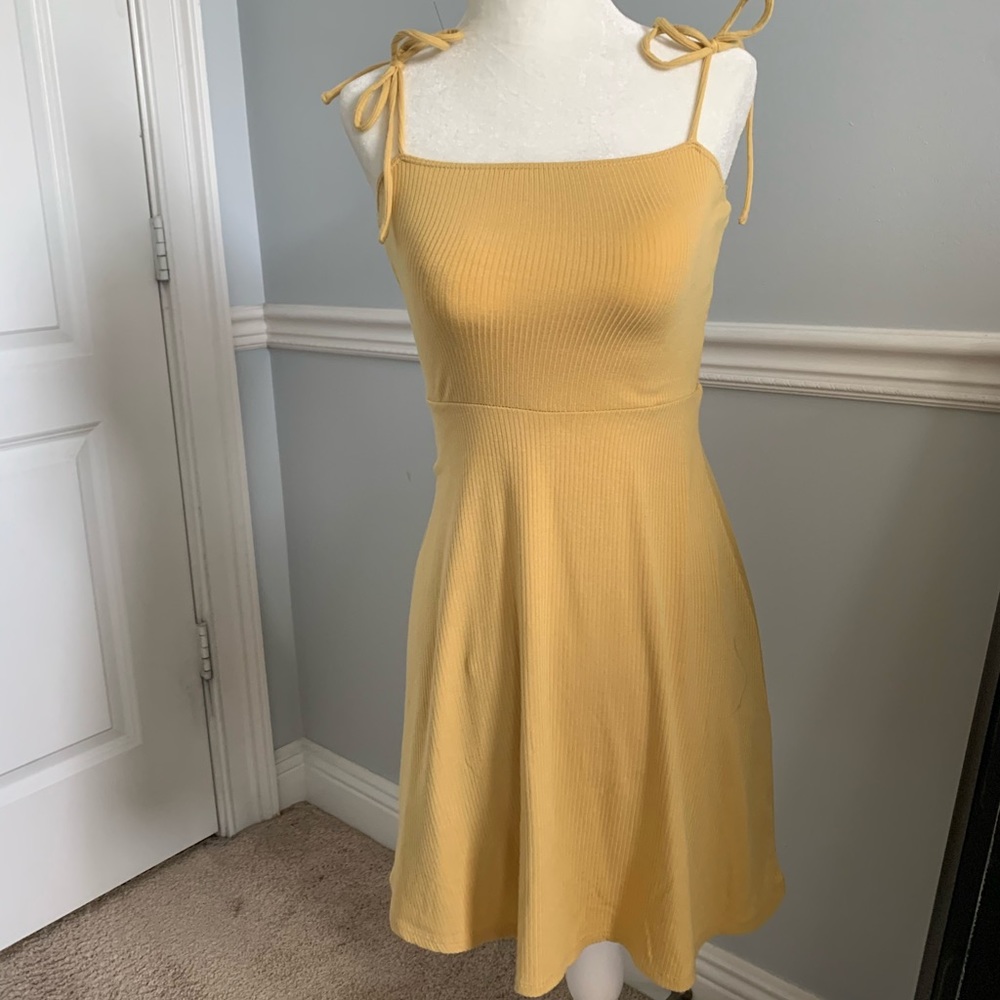 Forever 21 pastel yellow skater dress